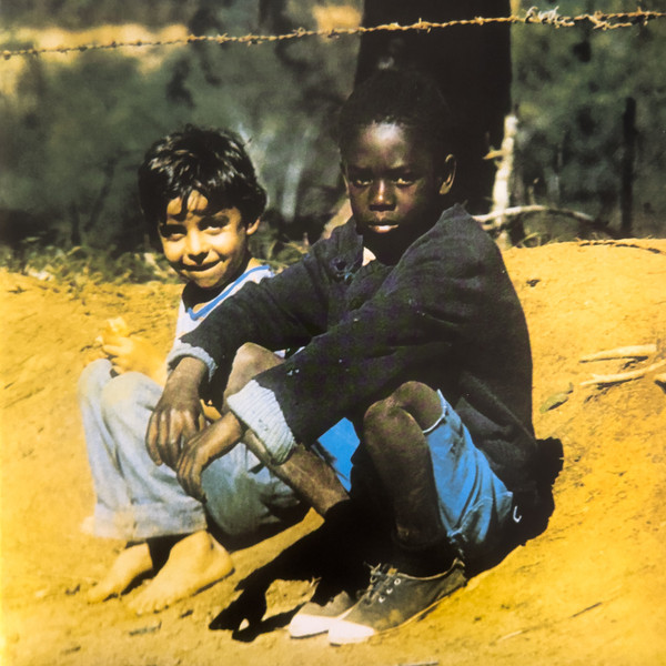Clube Da Esquina by Milton Nascimento