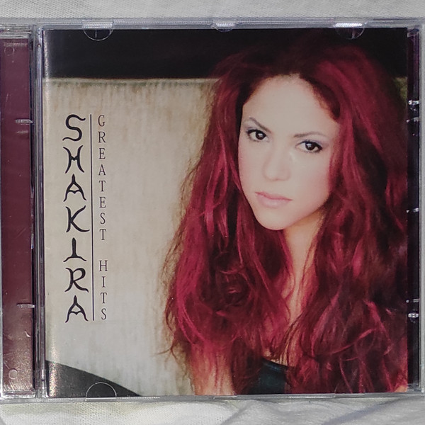 Grandes Exitos by Shakira