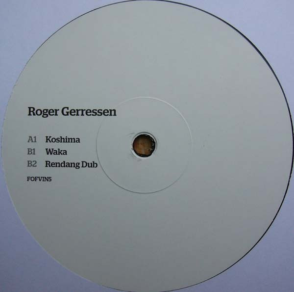 Koshima by Roger Gerressen