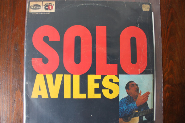 Solo Aviles by Oscar Avilés